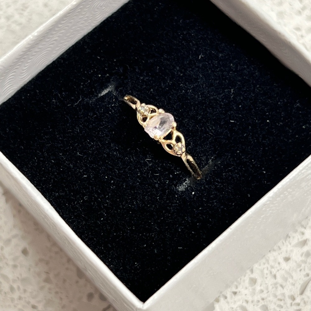Amethyst and diamond ring
